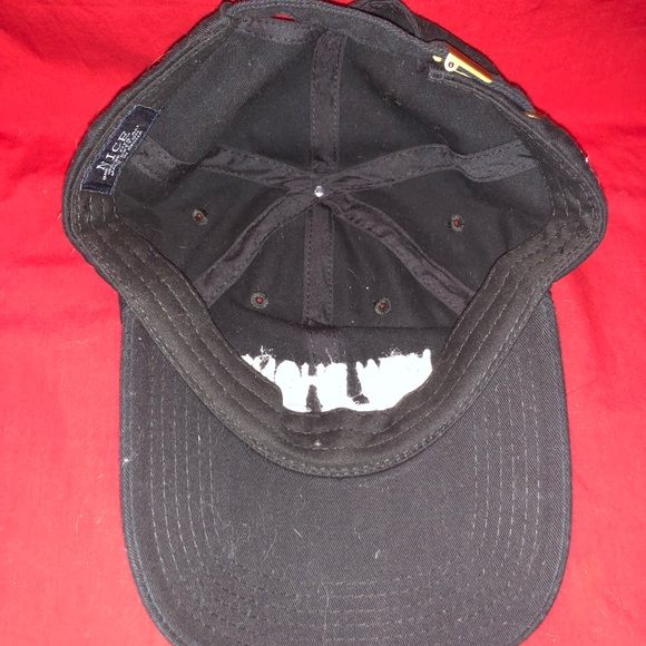 Hat - Picture 2 of 3